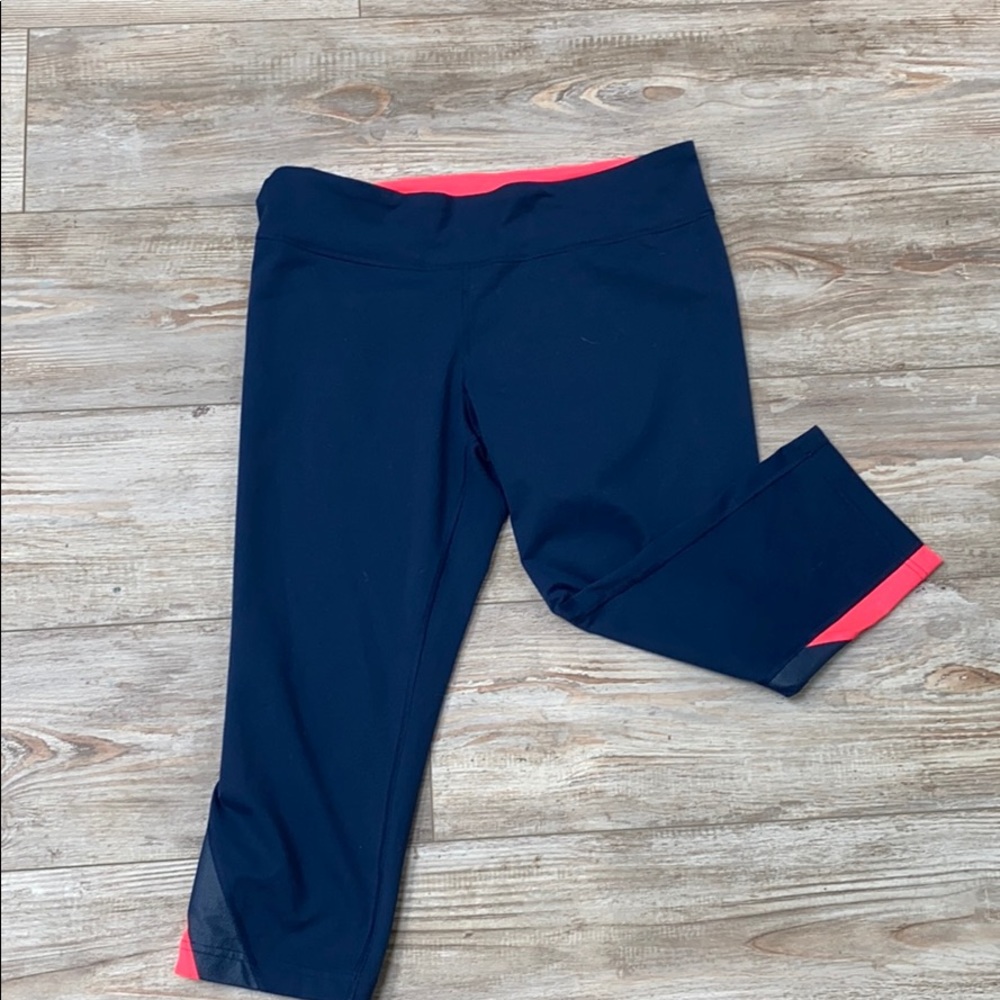 Leggings- Under Armor- Large